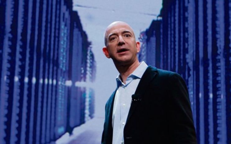 TAX-BILLIONAIRE-ELIZABETH-WARREN-JEFF-BEZOS