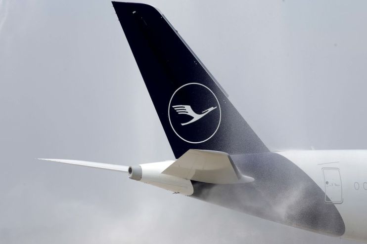 Lufthansa has warned it will only see profits of up to &euro;2.4bn this year