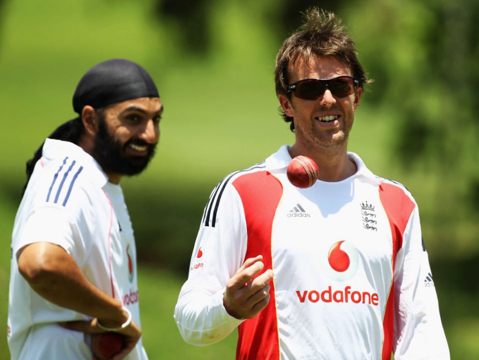 JOHANNESBURG, SOUTH AFRICA - JANUARY 11:  Graeme Swann of England shares a joke with Monty Panesar during an England nets session at The Wanderers Cricket Ground on January 11, 2010 in Johannesburg, South Africa.  (Photo by Paul Gilham/Getty Images)