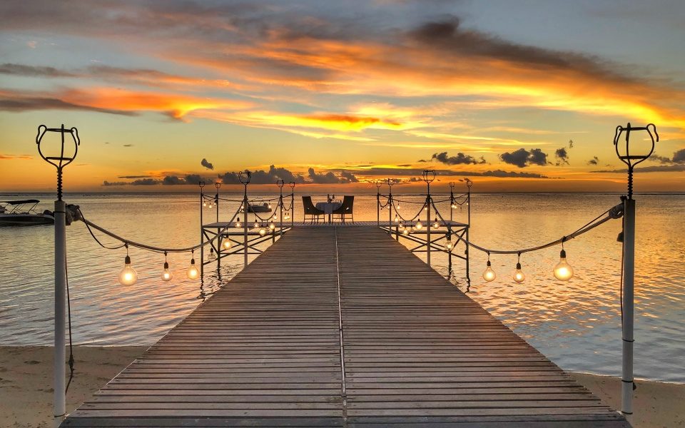 Eat on the sea in Mauritius