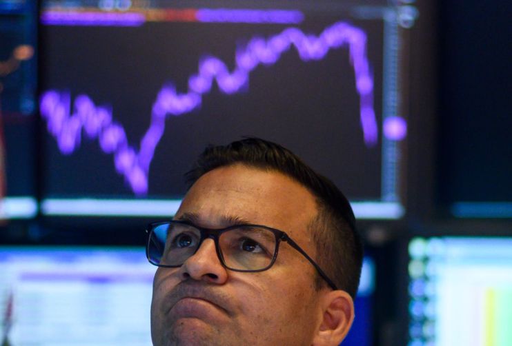 FTSE 100 falls closer to 7,000 mark