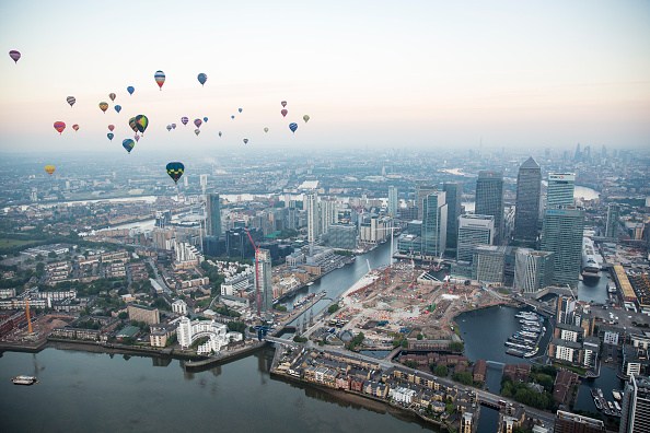 Business confidence declines in London but firms look to hire