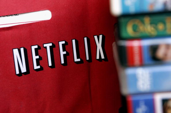 Miami, UNITED STATES:  A Netflix return mailer is pictured in Miami, Florida 16 January 2007. Netflix annouced it will start showing movies and TV episodes over the Internet, providing its subscribers with instant gratification as the DVD-by-mail service prepares for a technology shift that threatens the company's survival.   AFP PHOTO/Robert SULLIVAN  (Photo credit should read ROBERT SULLIVAN/AFP/Getty Images)