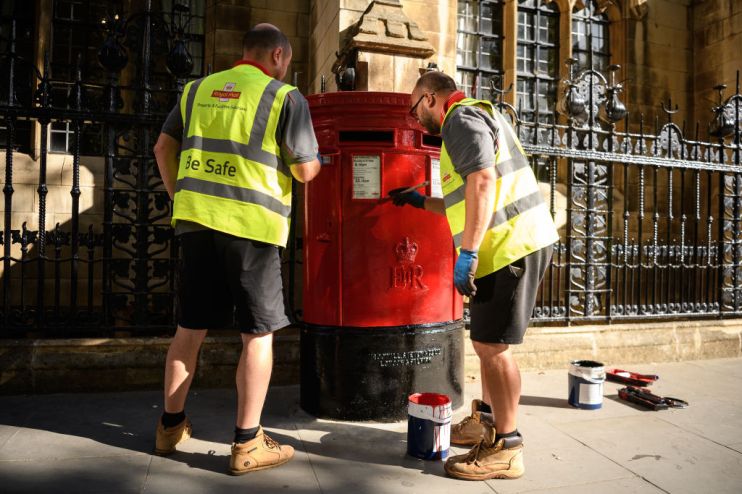 Royal Mail launches search for new UK director
