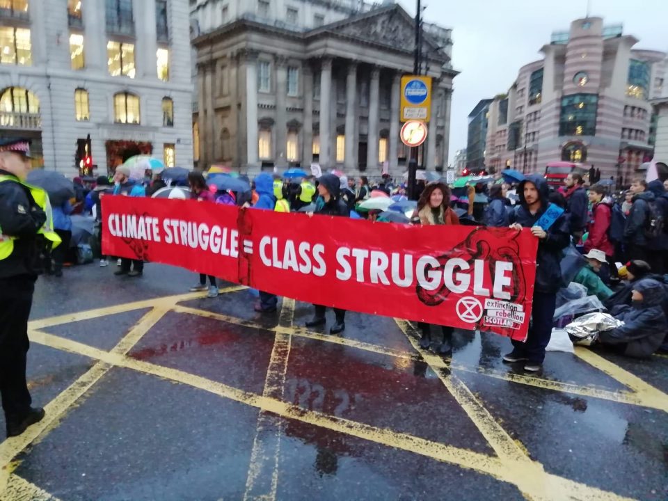 Extinction Rebellion targets Bank station