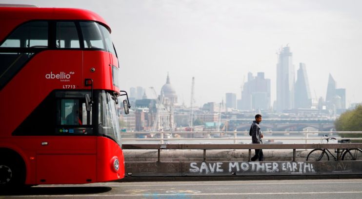 TOPSHOT-BRITAIN-POLITICS-ENVIRONMENT-CLIMATE-DEMONSTRATION
