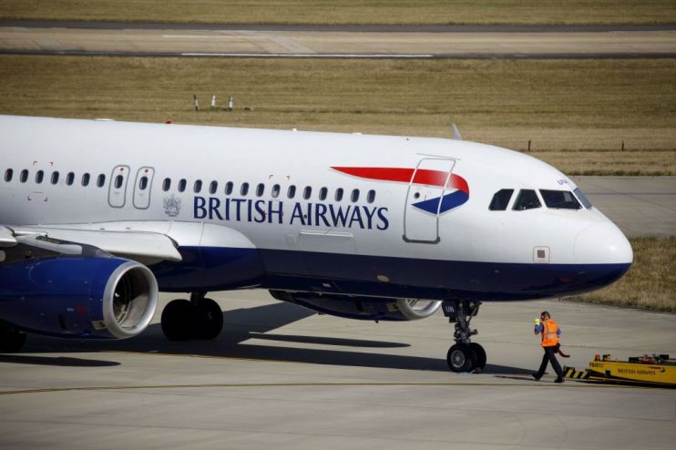 British Airways planes flying to London and Gatwick face delays