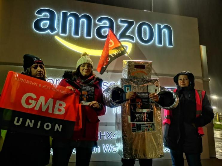 Black Friday: Amazon workers launch protest