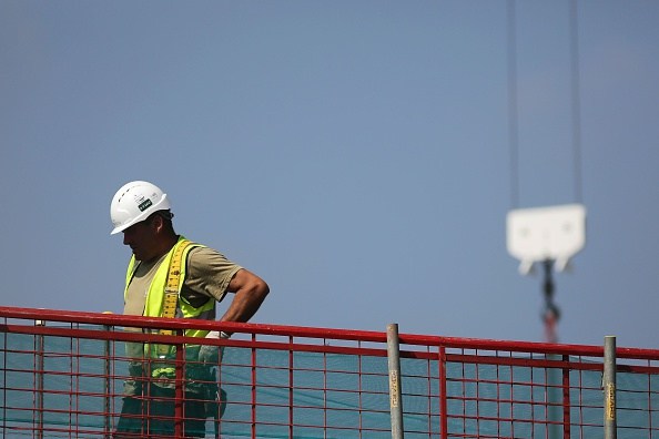 &lsquo;Distressing decline&rsquo;: UK construction sector contracts again