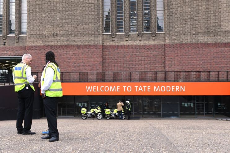 Tate Modern balcony push