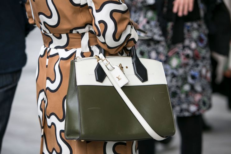 Street Style - Seoul Fashion Week 2020 S/S - Day 5