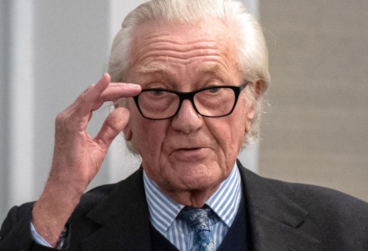 Former trade bosses question Boris Johnson&rsquo;s 2020 trade deal claims