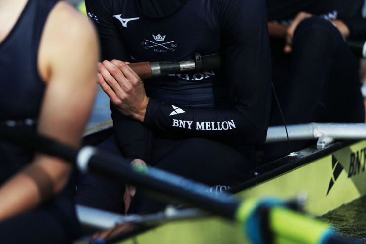 BNY Mellon shares tumble after earnings miss