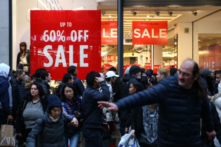 UK retail sector flatlines again ahead of interest rate decision