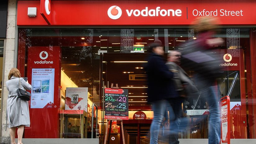 Vodafone's sale of its Spanish business will fail to help reverse its fortunes, analysts say, as the company's share price fails to budge.