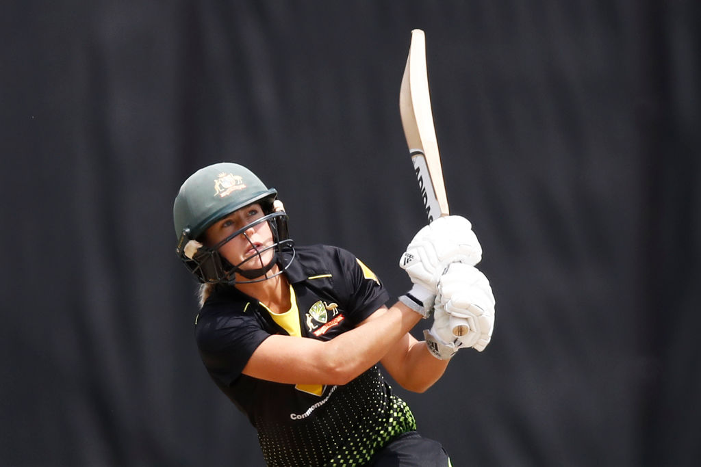 Women's T20 Tri-Series Final - Australia v India