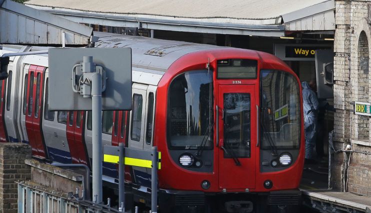 Tube stikes