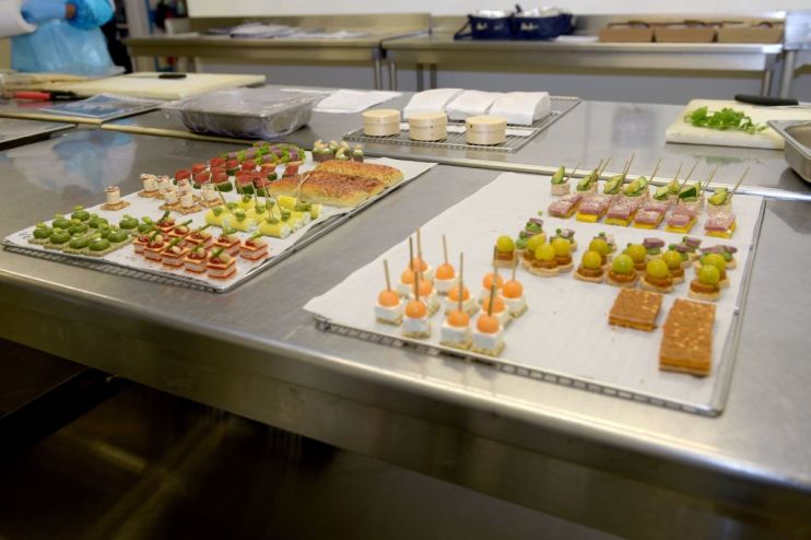 FRANCE-ECONOMY-FOOD-CATERING