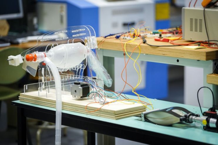 Mercedes&rsquo; F1 team has designed a ventilator along with engineers and clinicians at University College London (UCL) that has been approved for use by the NHS.