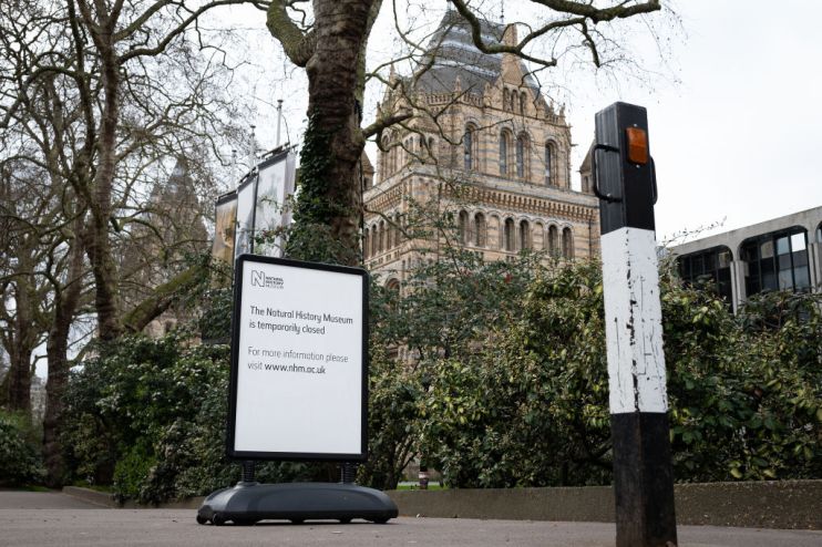 UK Government Advises Public To Avoid Theatre, Pubs and More Due To Coronavirus