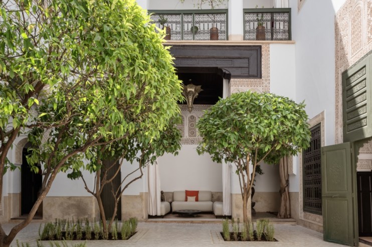 Courtyard at Le Farnatchi