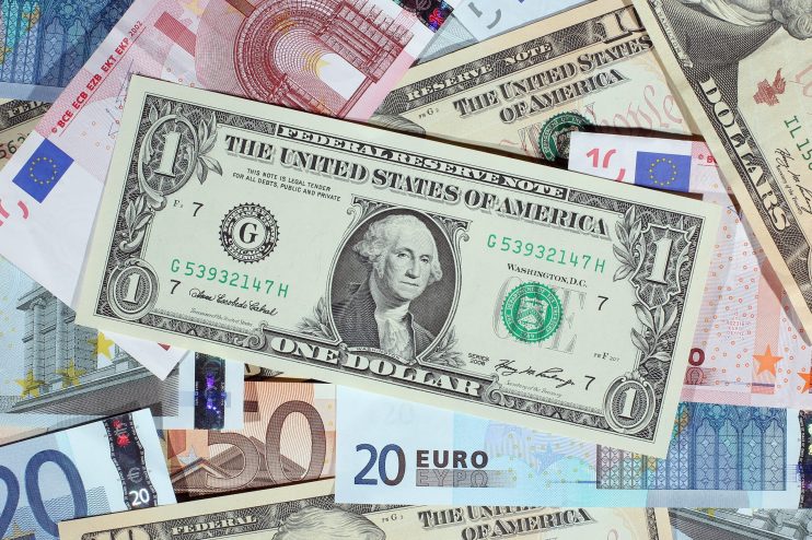 The Euro Comes Under Increasing Pressure