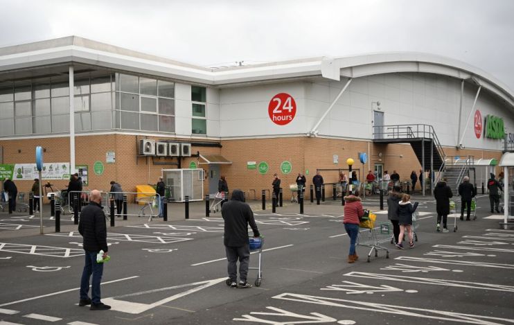 tesco-panic-buying-queues-supermarket