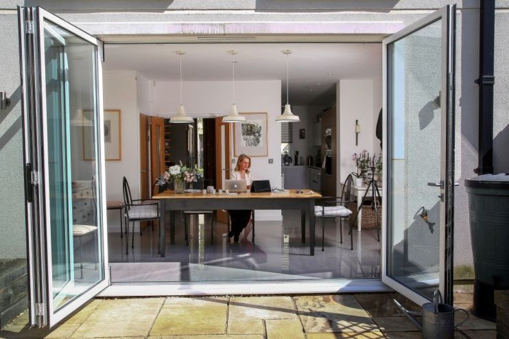 How to keep your team happy when remote working