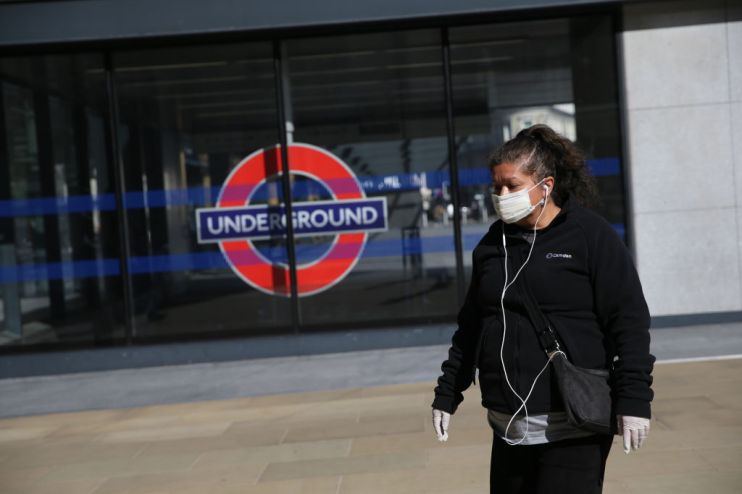 BRITAIN-HEALTH-VIRUS-TRANSPORT