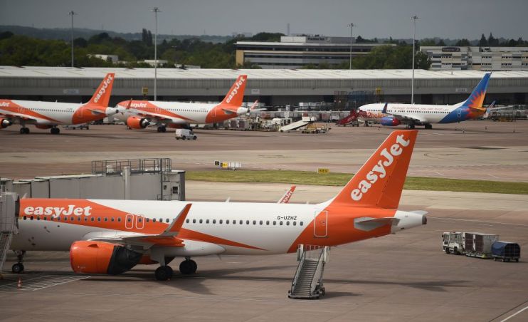BRITAIN-HEALTH-VIRUS-TRANSPORT-AIR TRAVEL