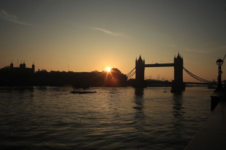 UK economy slumps 2 per cent in first three months of 2020 due to coronavirus