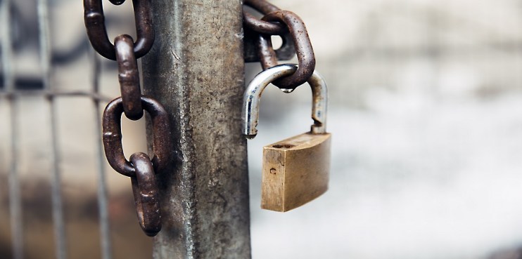 Unlocked lock and chain