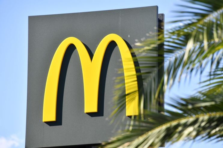 FILES-FRANCE-ECONOMY-POVERTY-MCDONALDS