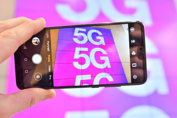 BRITAIN-CHINA-US-TELECOMS-IT-MOBILE-SECURITY-5G-HUAWEI