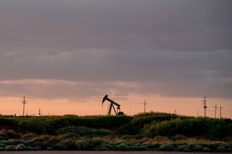 Oil prices closed in on three-month highs this afternoon amid expectations that major producers would agree to extend record production cuts at this week&rsquo;s Opec meeting.