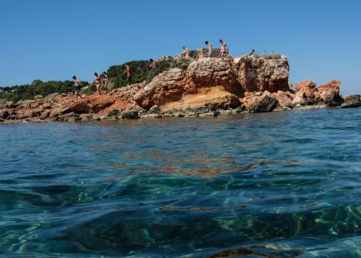 Greece Exits Lockdown But Tourism Season Seems A Distant Prospect
