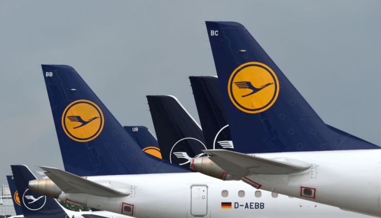 Lufthansa's largest shareholder has hit out at the German flag carrier's bailout deal, saying he hoped that alternatives could be explored.