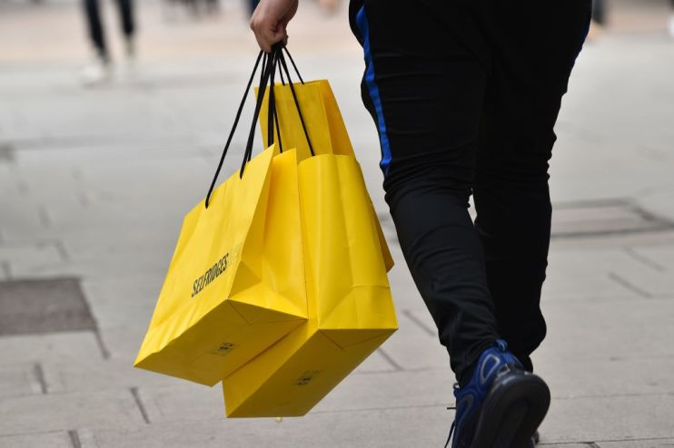 BRITAIN-HEALTH-VIRUS-RETAIL