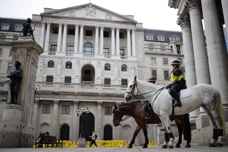 The European Union&rsquo;s cap on banker bonuses introduced after the financial crisis a decade ago can help to curb excessive risk-taking, a Bank of England study showed