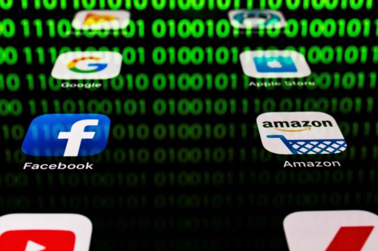FRANCE-COMPUTING-APP-ECONOMY-SOCIAL MEDIA-RETAIL-HACKING