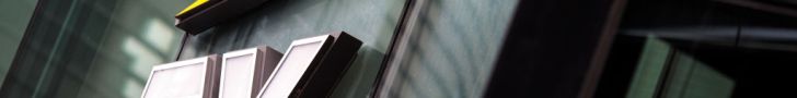 EY has taken on $700m (&Acirc;&pound;554.27m) in additional debts in its global operating business, which were largely spent on its failed attempt to split the business.