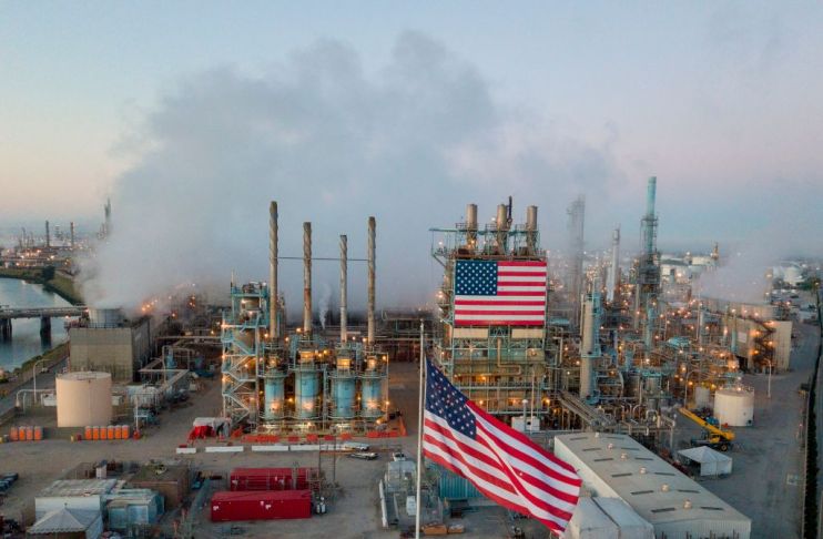 TOPSHOT-US-HEALTH-VIRUS-OIL