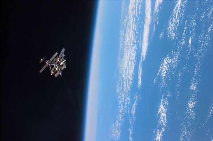 UK government wins stake in satellite firm Oneweb