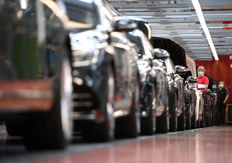 German exports rise but stay below pre-Covid levels