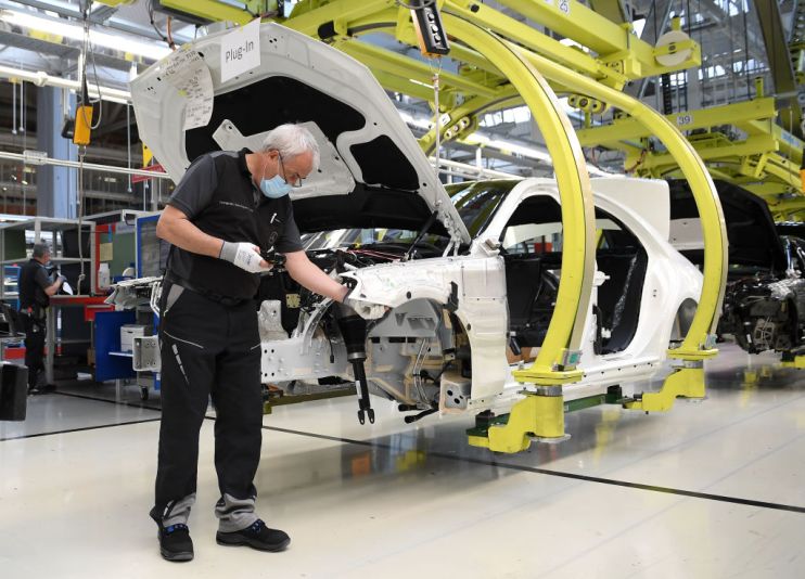 Eurozone industrial production grows as recovery continues