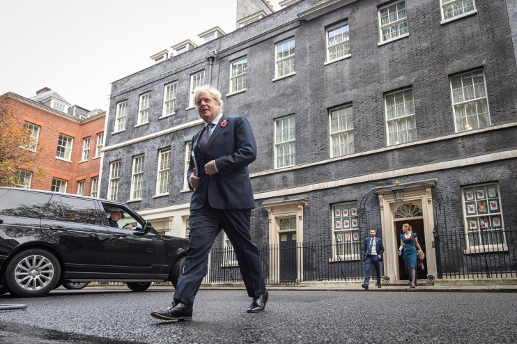 Spending watchdog criticises  government over &pound;18bn Covid contracts