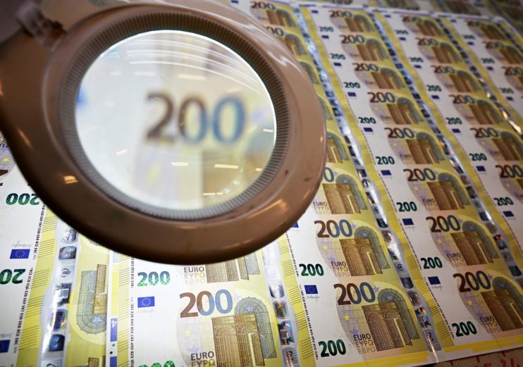 EU-ITALY-BANKNOTES-EURO