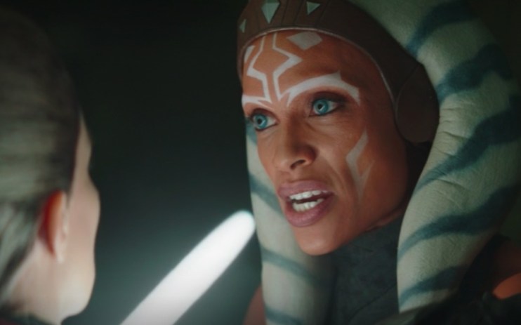A mysterious new character enters The Mandalorian S2E5