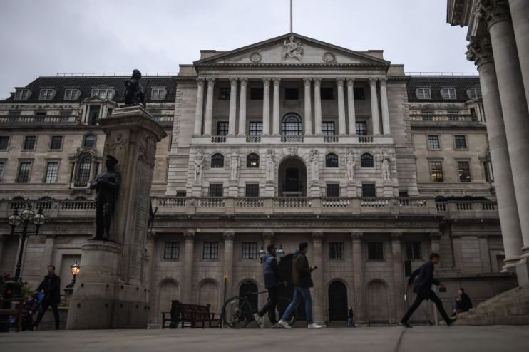 Bank of England holds policy and says vaccines &lsquo;reduce risks&rsquo; to economy