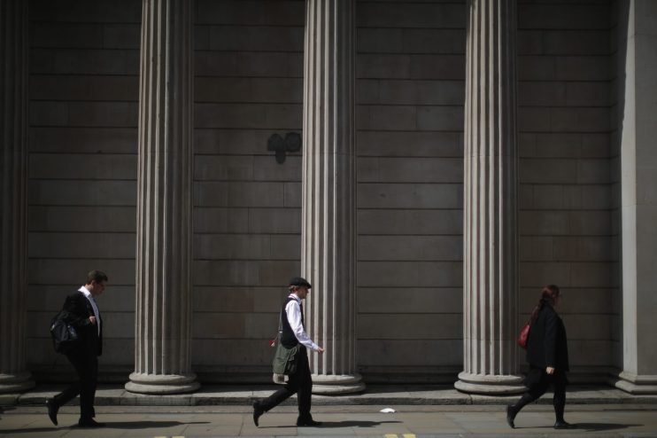 FTSE 100 lags but pound jumps as markets weigh Brexit latest